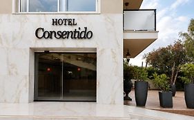 Hotel H
